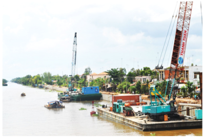 BỜ Kè Thị Trấn Tân Thạnh